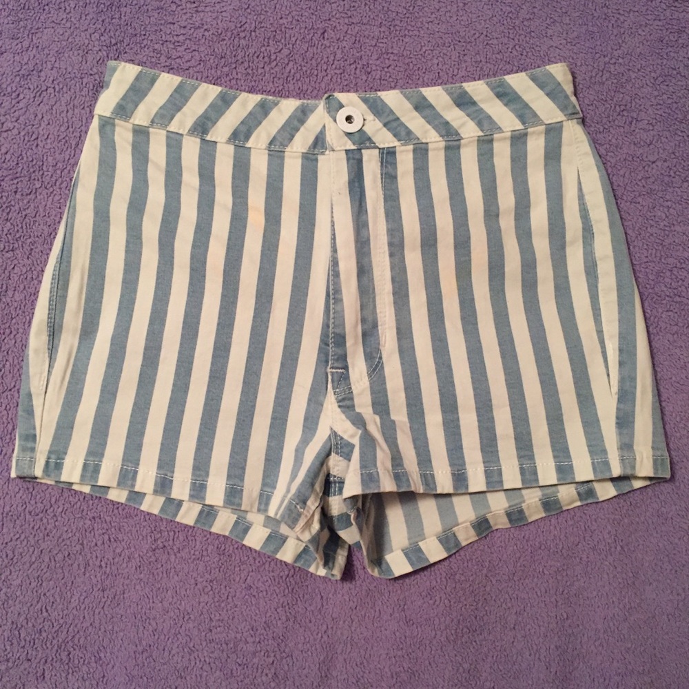 NWOT Bullhead Hot Shorts